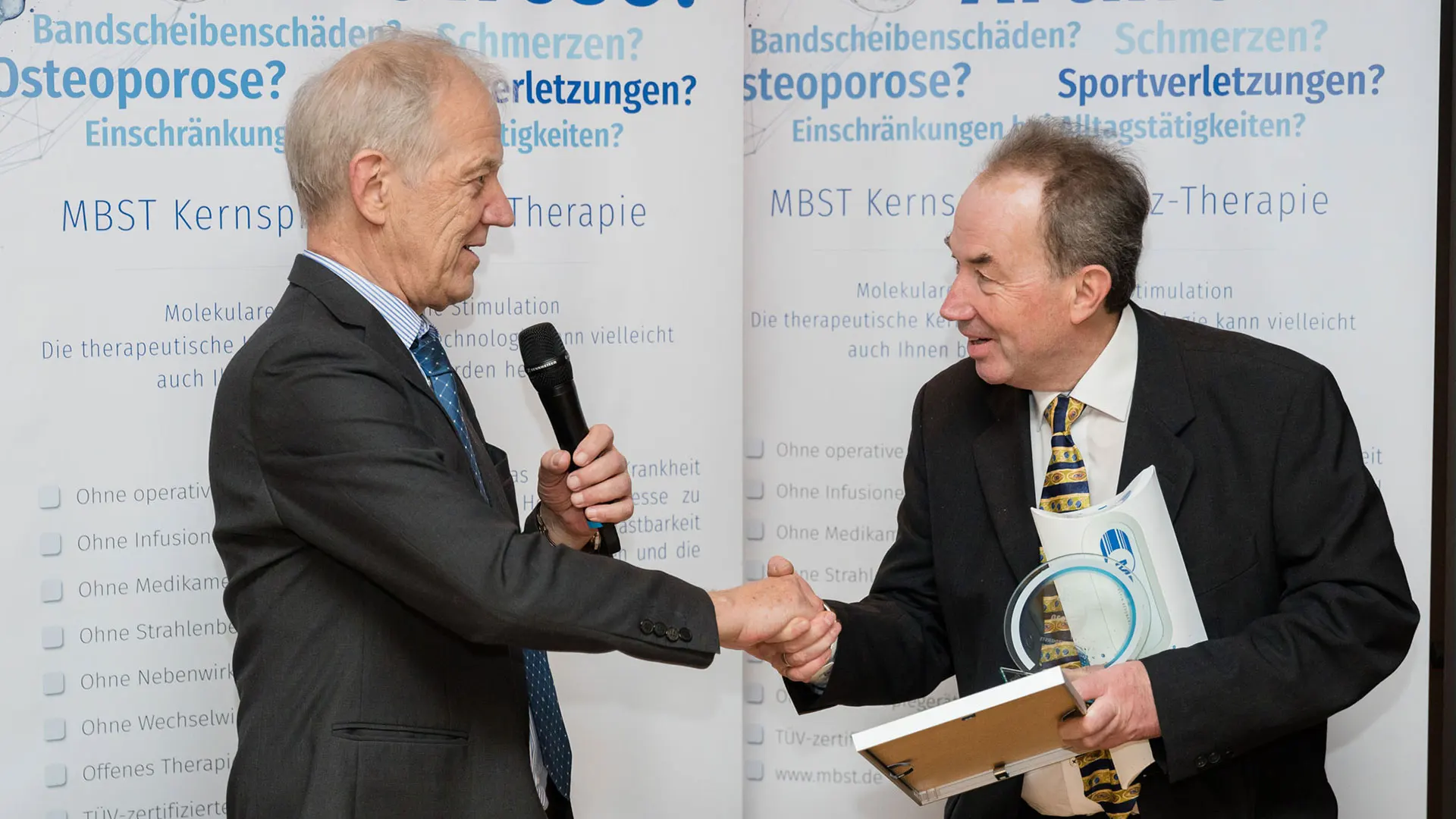 MedTec CEO Axel Muntermann mit Univ.-Doz. Dr. Kullich