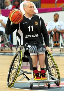 Thu Kamkasomphou mehrfache Olympiamedaillengewinnerung und MBST-Patientin